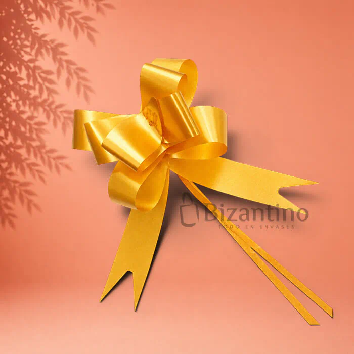 Cinta de regalo dorado